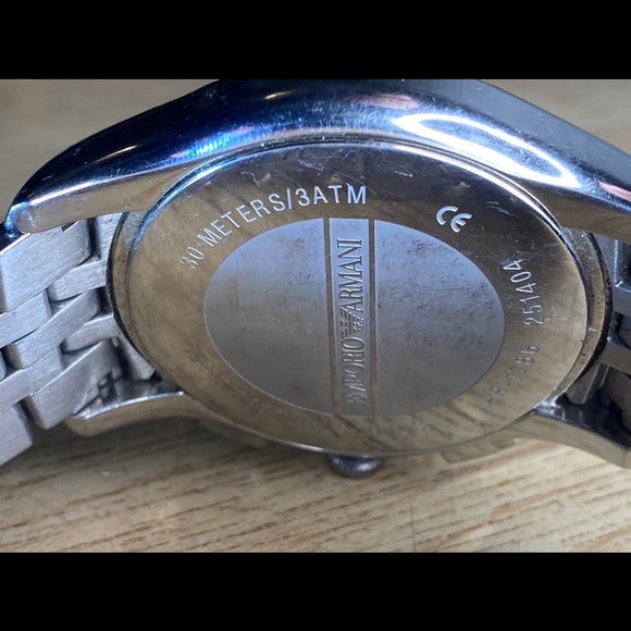 Emporio Armani Classic Chronograph Men's Watch - Picture 4 of 5